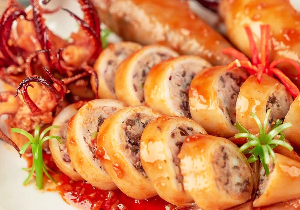 Cách làm mực nhồi thịt kho me hấp dẫn