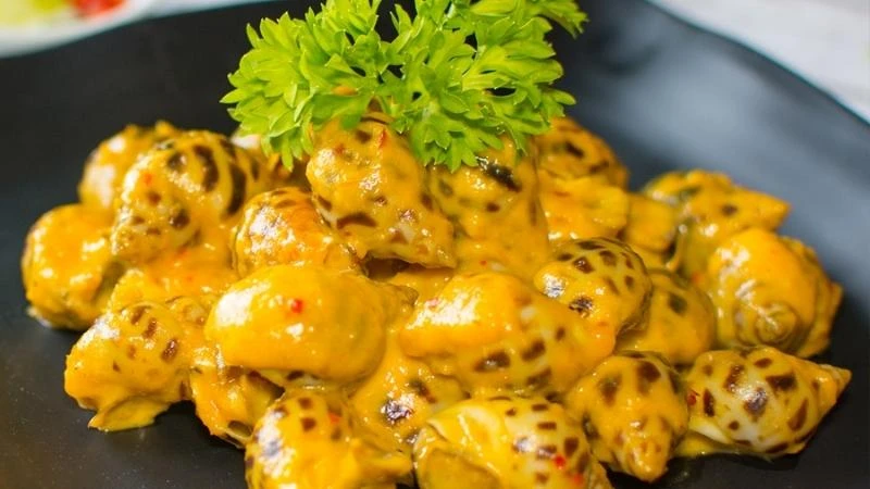 Cách làm ốc hương sốt trứng muối thơm ngon